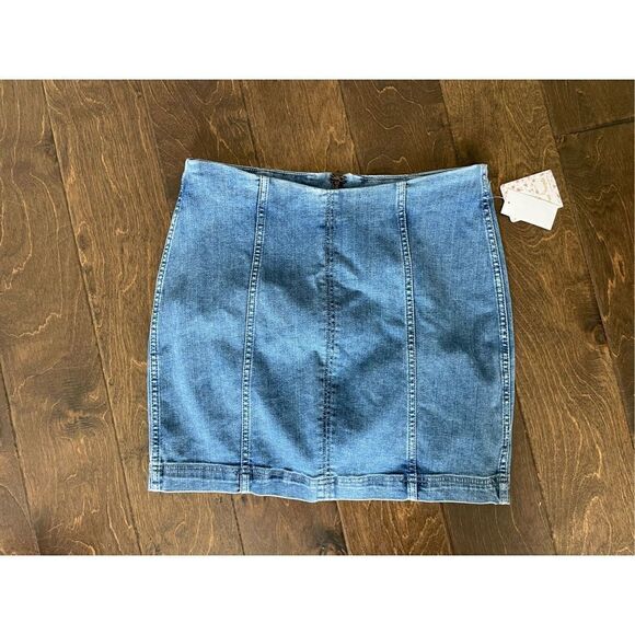 NWT Free People Women's Denim Mini Skirt Sz 12 - Picture 1 of 9
